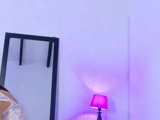 Camsoda Sex Chat of skinny-hottie18