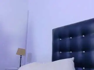 Camsoda Live Sex Cam of skinny-hottie18