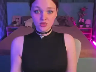 Camsoda Watch Live Sex Cams of emili-hols