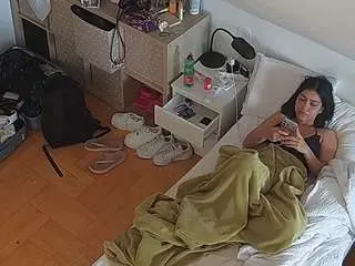 Camsoda Free Porn Cam of voyeurcam-julmodels-bed-7