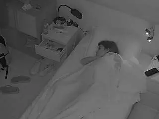 Camsoda Free Porn Cam of voyeurcam-julmodels-bed-7