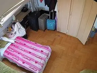 Camsoda Best Webcam of voyeurcam-julmodels-bed-7