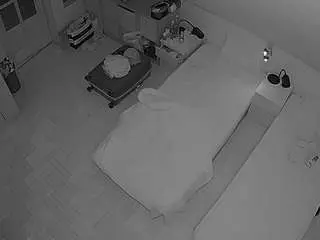 Camsoda Private Sex Chat of voyeurcam-julmodels-bed-7