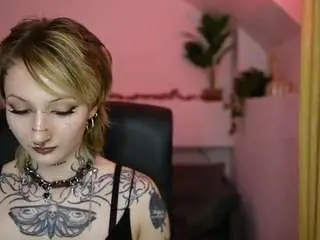 Camsoda Sex Chat of tattooedblondee18