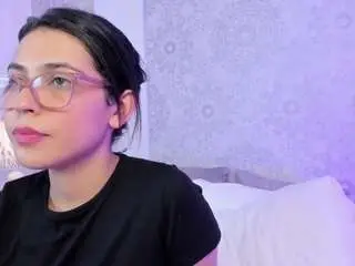 Camsoda Free Live Porn of desireee-e