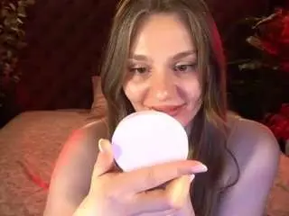 Camsoda Nude Webcam of diamondgoldie