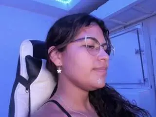 Camsoda Watch Live Sex Cams of lady-brownnnn