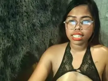 Chaturbate Nude Webcam of pinay_candiceslutyy