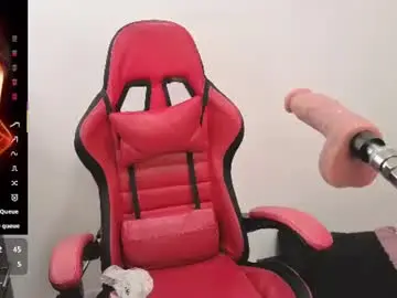 valeryadams_1 from chaturbate