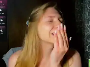 Chaturbate Best live sex cam show of emmafrizea