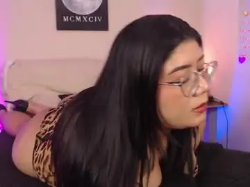 Chaturbate Watch Live Sex Cams of alexakimm
