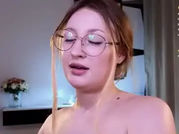 Chaturbate Sex Cam of mysmila