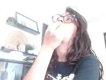 Chaturbate Live Sex of serena_xyz