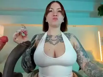 Chaturbate Live Sex Cam of honeymoann