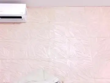 Chaturbate Sex Cam of nina_bae_