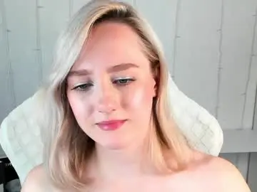 Chaturbate Live Sex Cam of chloedeccker