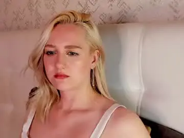 Chaturbate Sex Cam of chloedeccker