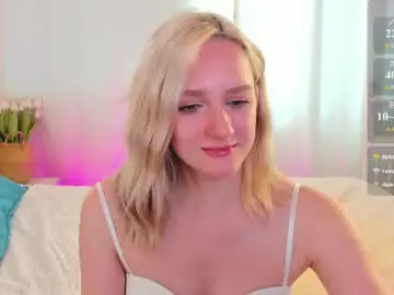 Chaturbate Adult Webcams of chloedeccker