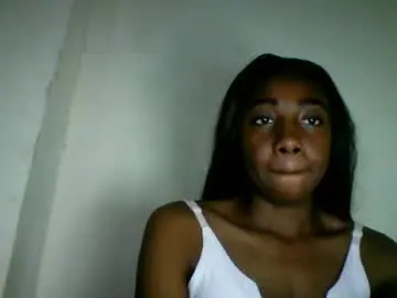 kalyssia_belle from chaturbate