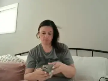 sotamom from chaturbate