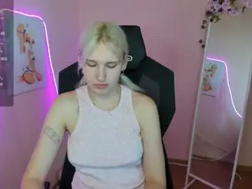 Chaturbate Best live sex cam show of evelinalu