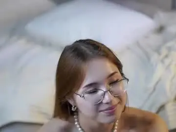 Chaturbate Live Sex Cam of shandrahoner