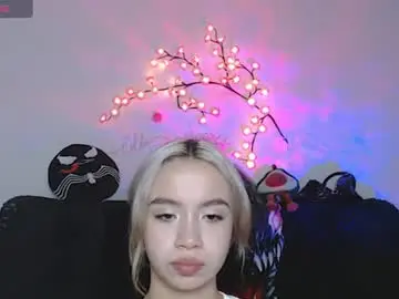 Chaturbate Live Sex Cam of sweet_molly420