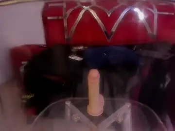 Chaturbate Live Sex Cam of ambarglowasm