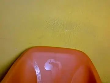 Chaturbate Adult Video Chat of creamyposh1