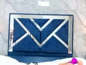 Chaturbate Best live sex cam show of karina_analdeep