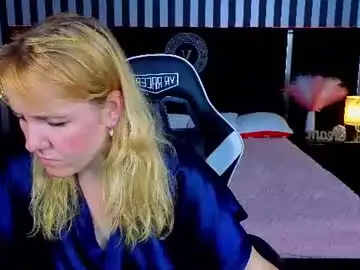 Chaturbate Adult Webcam of kirra_salute