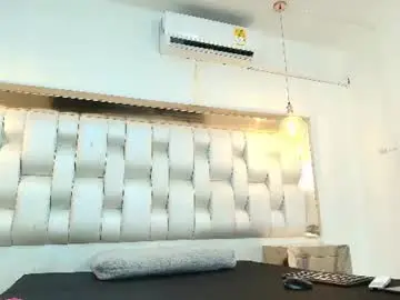 azulmaveric from chaturbate