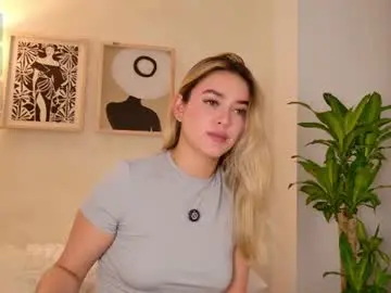 Chaturbate Sex Chat of mia_white11