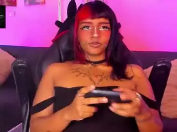 Chaturbate Watch Live Sex Cams of morticia_420