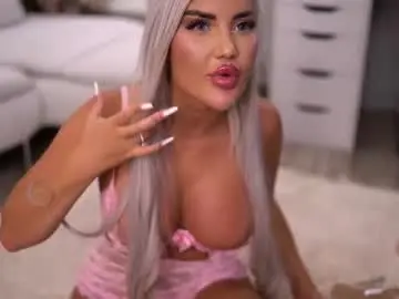 Chaturbate Live Sex Cam of rosedolll