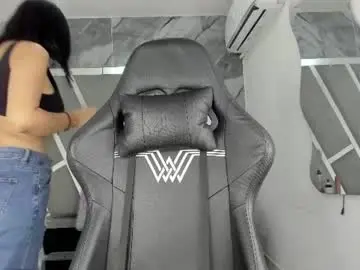 adoraht from chaturbate