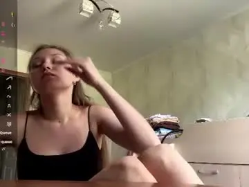 Chaturbate Live Sex Cam of lucindascercy