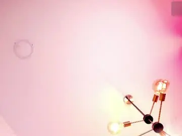 magic_rouse from chaturbate