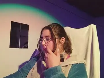 pao_ly from chaturbate