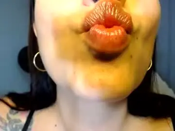 Chaturbate Nude Webcam of candyliz1989