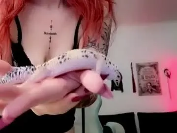 Chaturbate Live Porn of dellacrush_