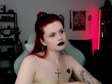 Chaturbate Watch Live Sex Cams of dellacrush_