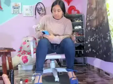 Chaturbate Live Sex Cam of gaticahot001