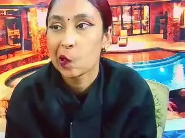 Chaturbate Adult Video Chat of indiansexybutt4u2luv