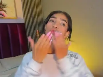 Chaturbate Private Sex Chat of laura_aristizabal_19