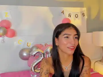 Chaturbate Watch Live Sex Cams of laura_aristizabal_19