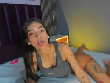 Chaturbate Adult Webcams of laura_aristizabal_19