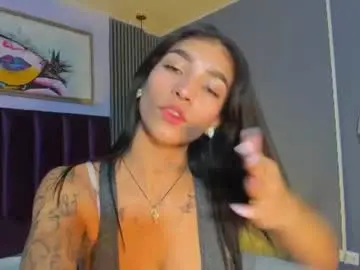 laura_aristizabal_19 from chaturbate