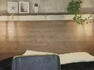 zafiro_claire from chaturbate