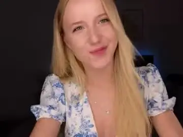 Chaturbate Live Sex Cam of adele_armas